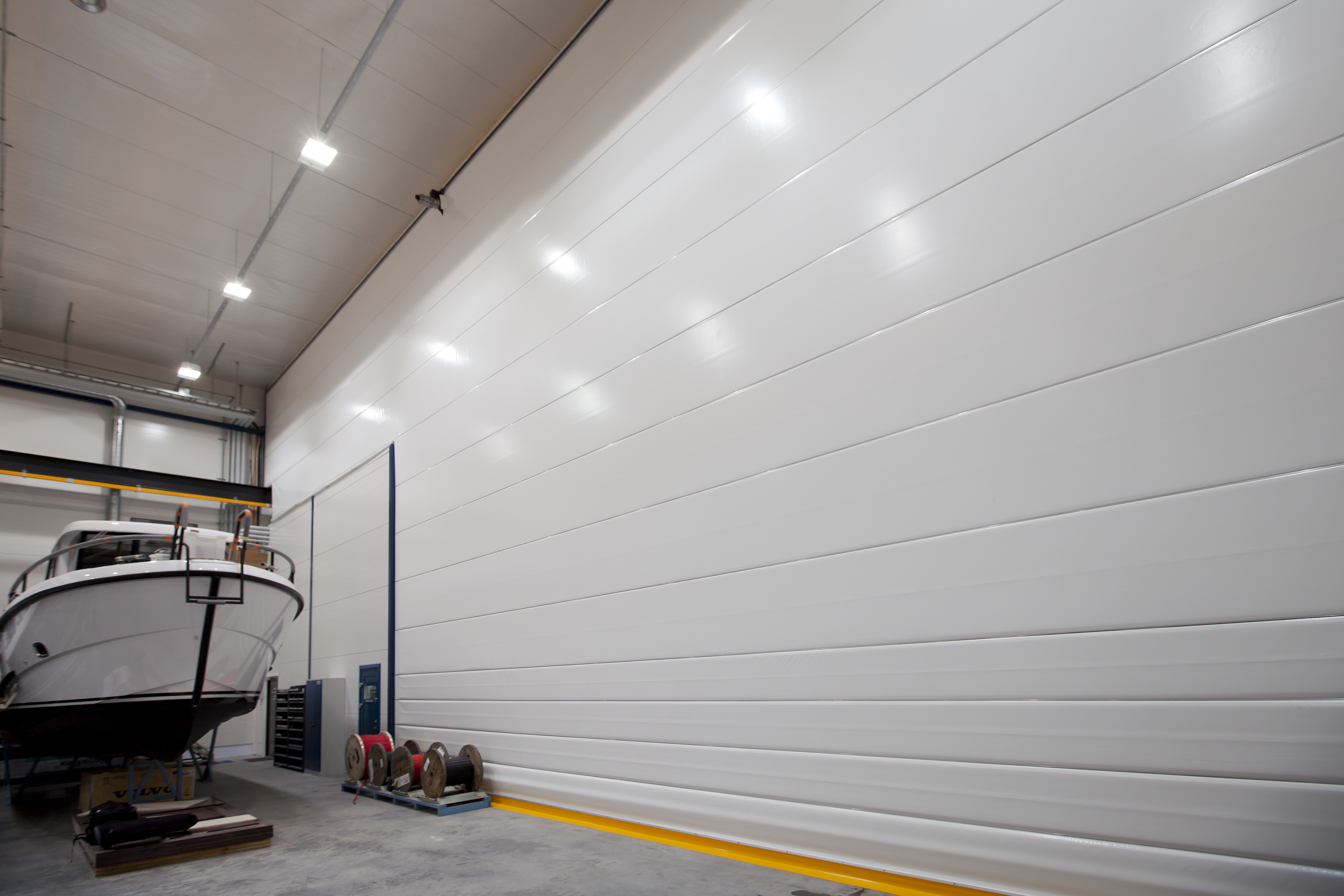 Champion Door craneway door Kokkola_Boatpark