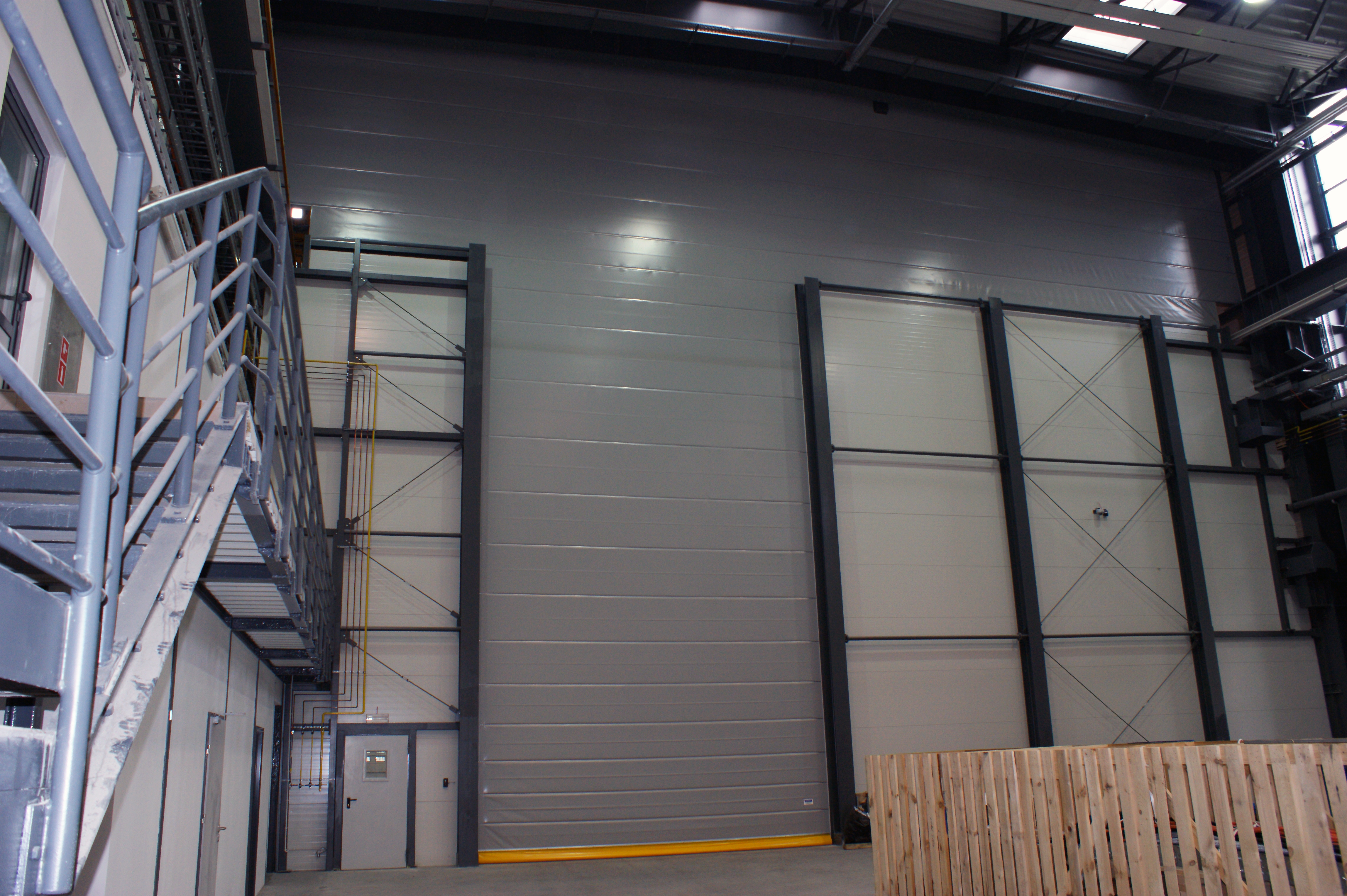 Champion Door crane door Poland